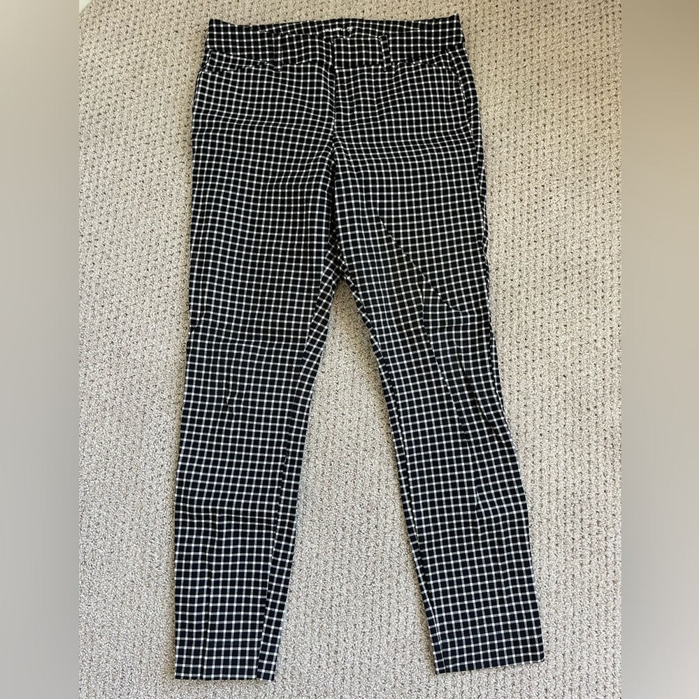 Old Navy Black and White Checkered Straight Leg Pants